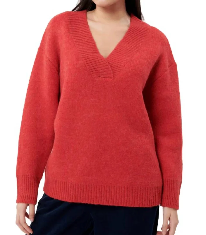 Rough V-Neck Sweater In Red