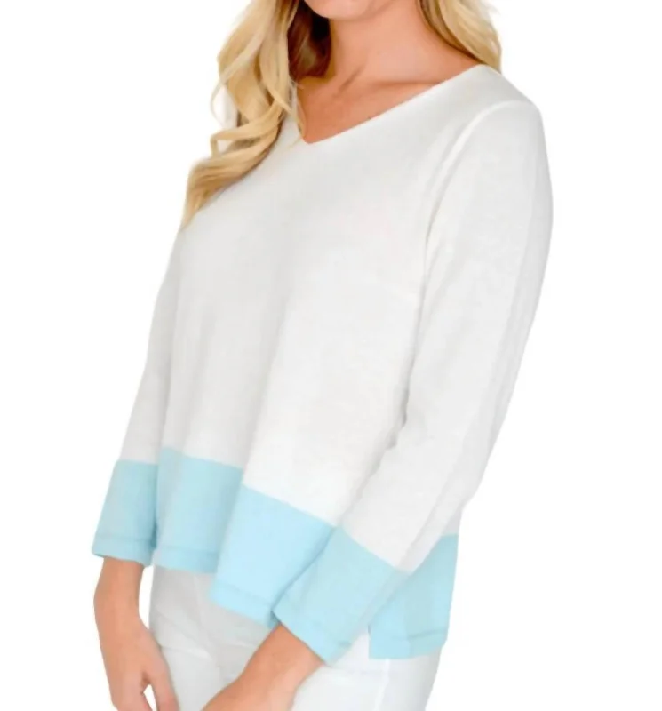 Two Tone 3/4 Sleeve Sweater In White/blue